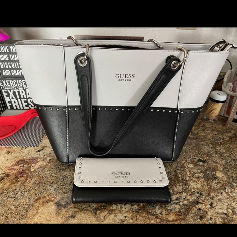 Guess Black and White Tote with Wallet!
